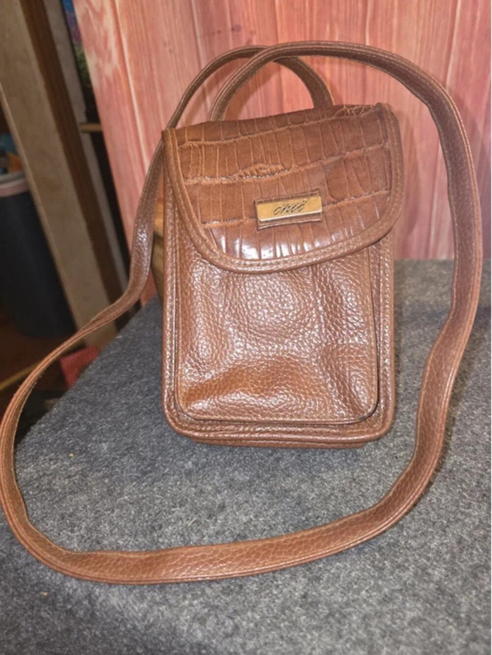 Vintage Chic Brown Faux Leather Organizer Crossbody Phone Purse Crocodile